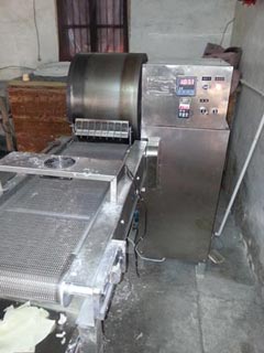 內(nèi)加熱滾筒電磁加熱器